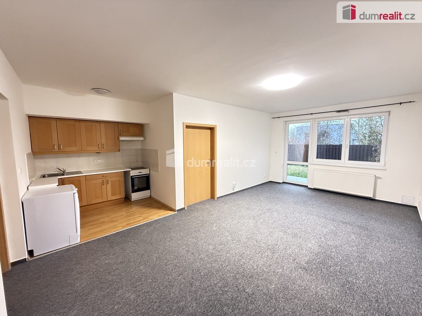 2+kk, Slunečná, Černošice, 70 m²