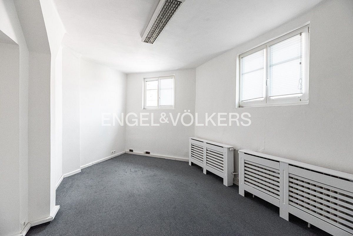 Kancelář · 99 m² · Praha - Vinohrady, okres Praha 2, Hlavní město Praha - 3