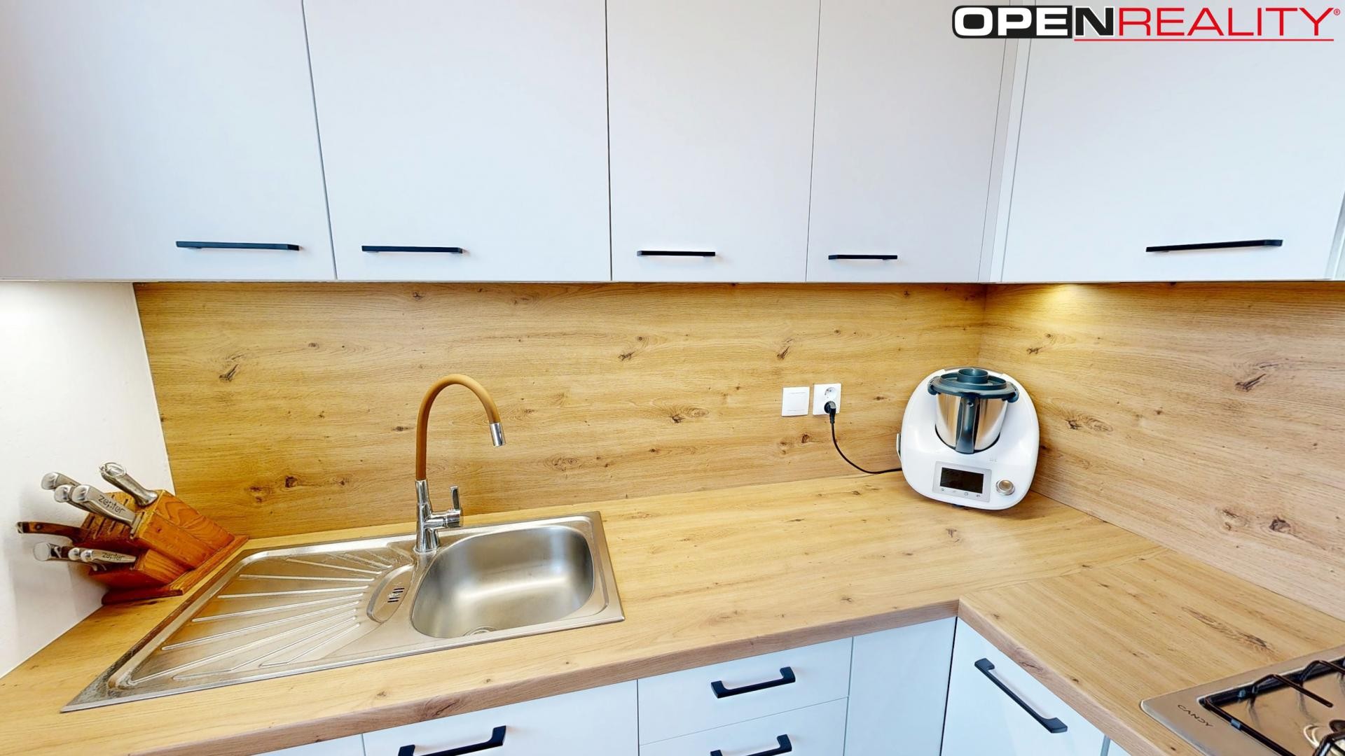 Byt 2+1 · 56 m² · Družstevní čtvrť, Hodonín - 3