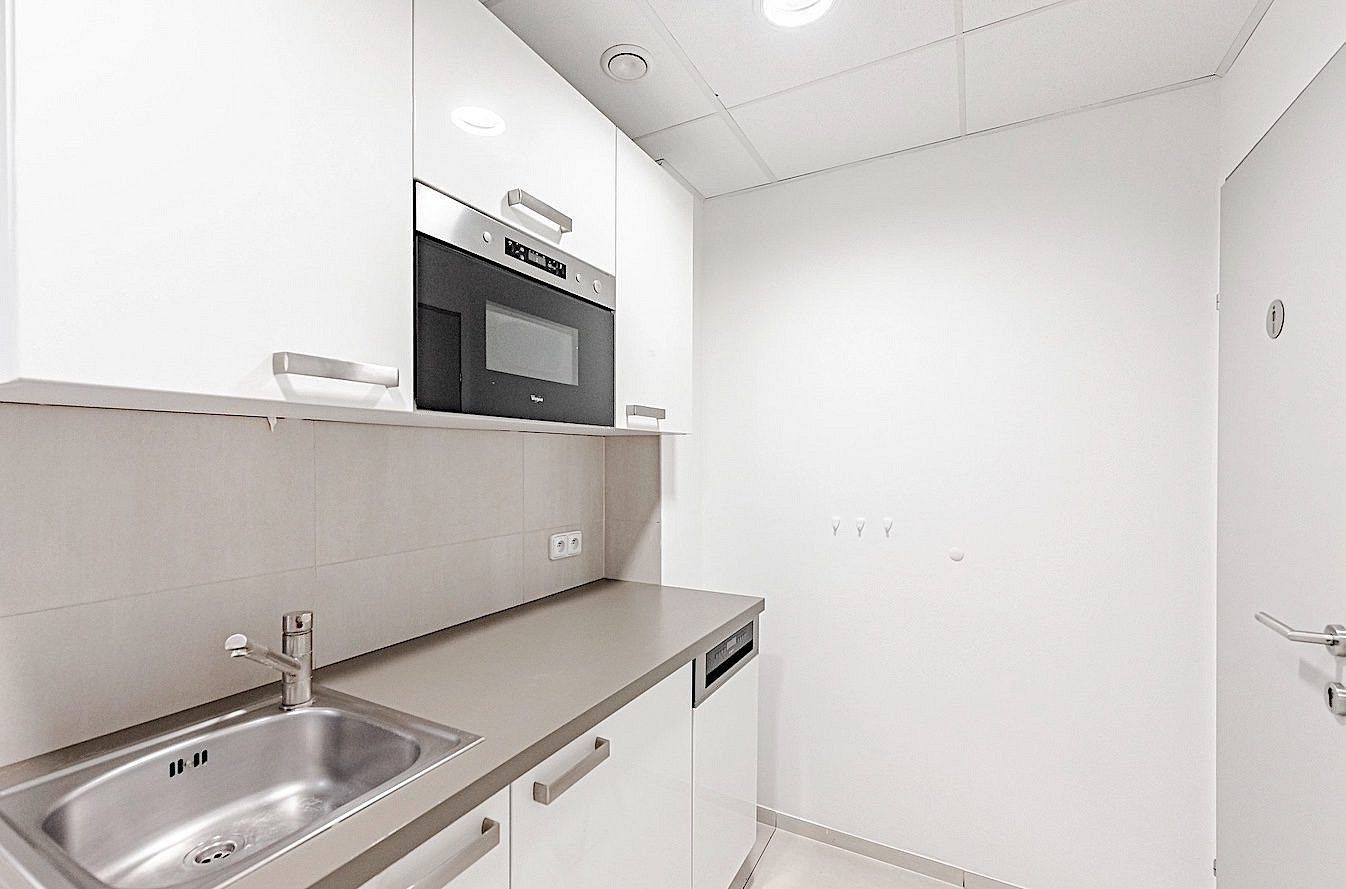 Pronájem kancelář - Praha, 187 m² - 5