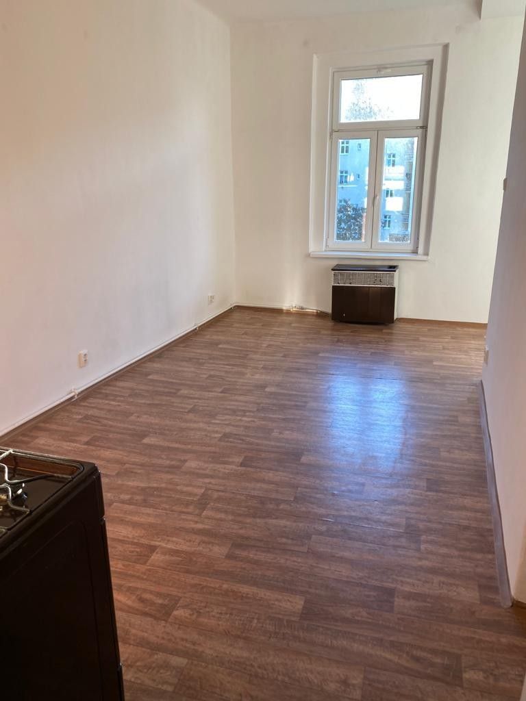 2+kk, Freyova, Praha, 47 m²