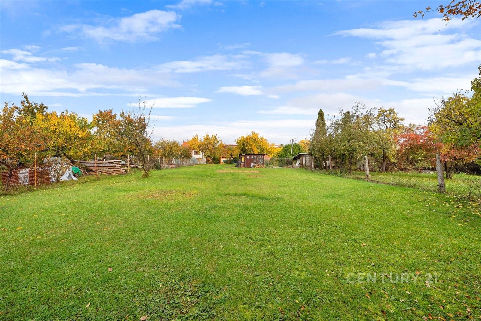 Prodej pozemek pro bydlení - Rousínov