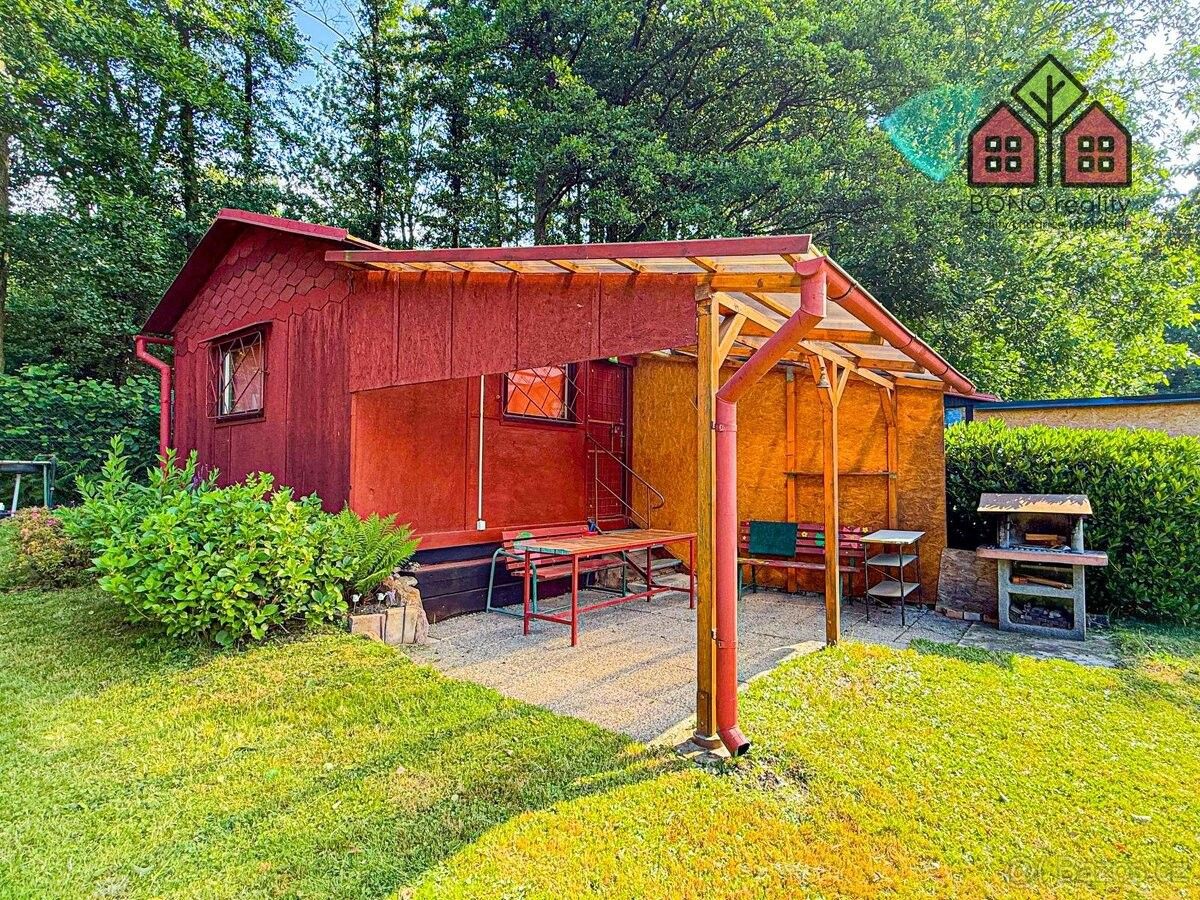 Chaty, Chlumec u Ústí nad Labem, 403 39