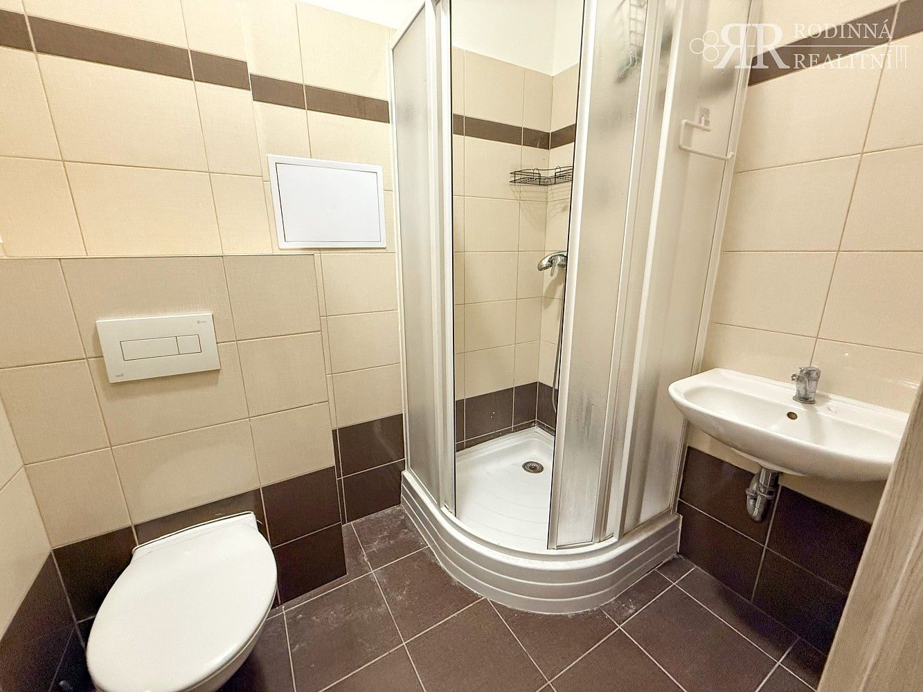 Pronájem byt 1+kk - Slepá, Milovice, okres Nymburk, 25 m² - 5