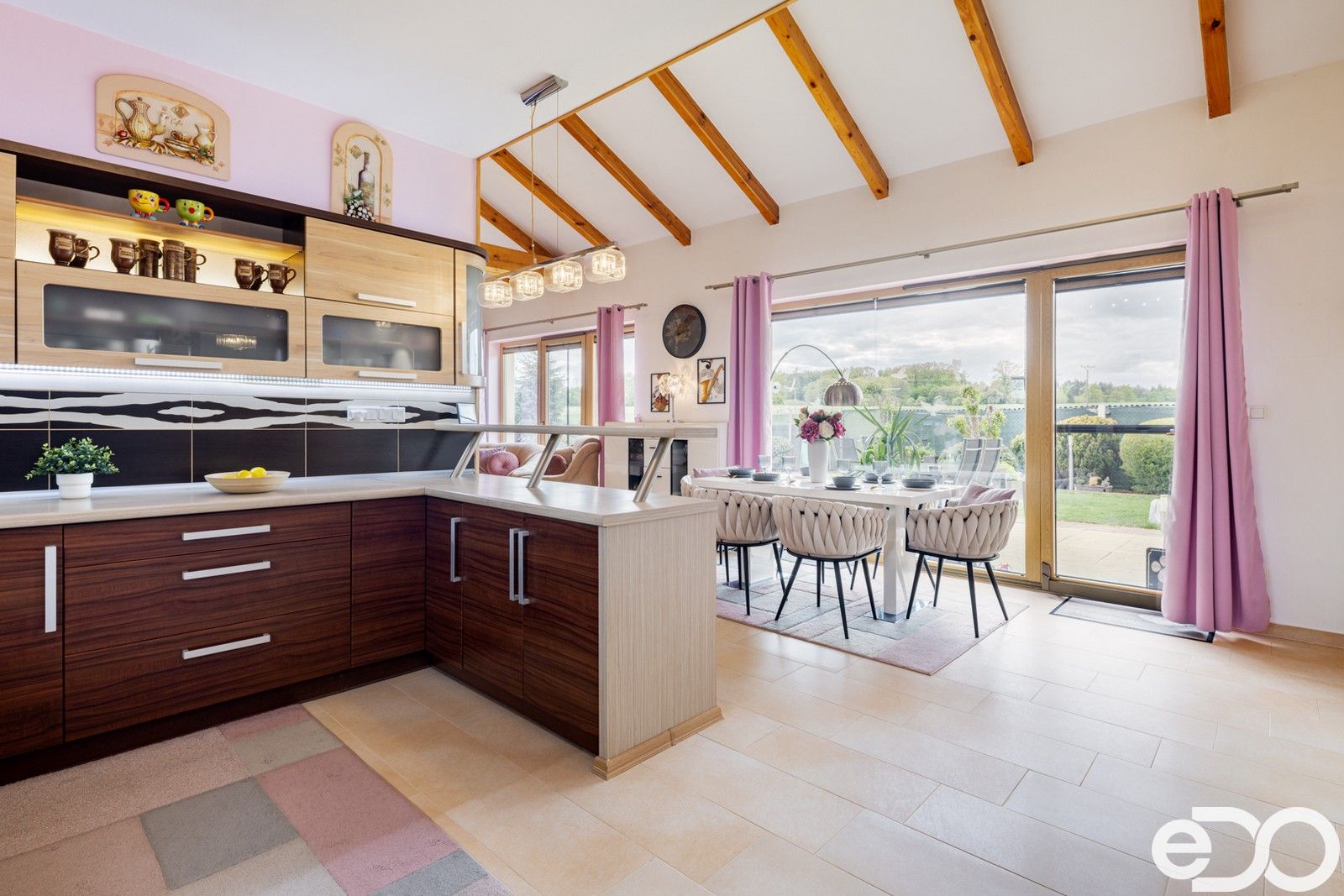 Prodej rodinný dům - Květov, 410 m² - 5