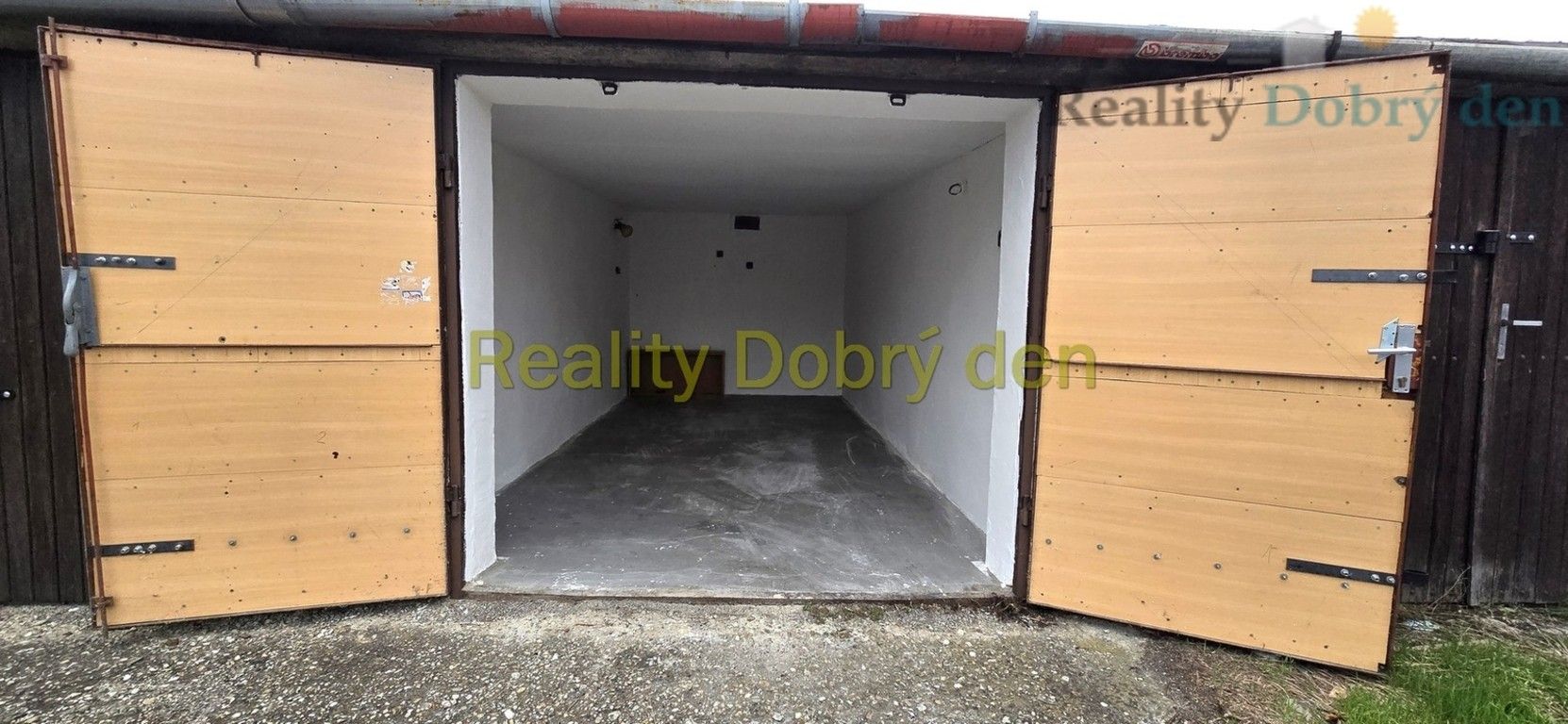 Garáže, Bochenkova, Opava, 20 m²