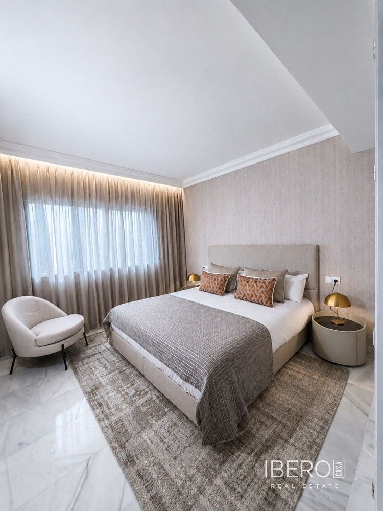 Prodej byt 4+kk - Nueva Andalucía, Španělsko, 137 m² - 5