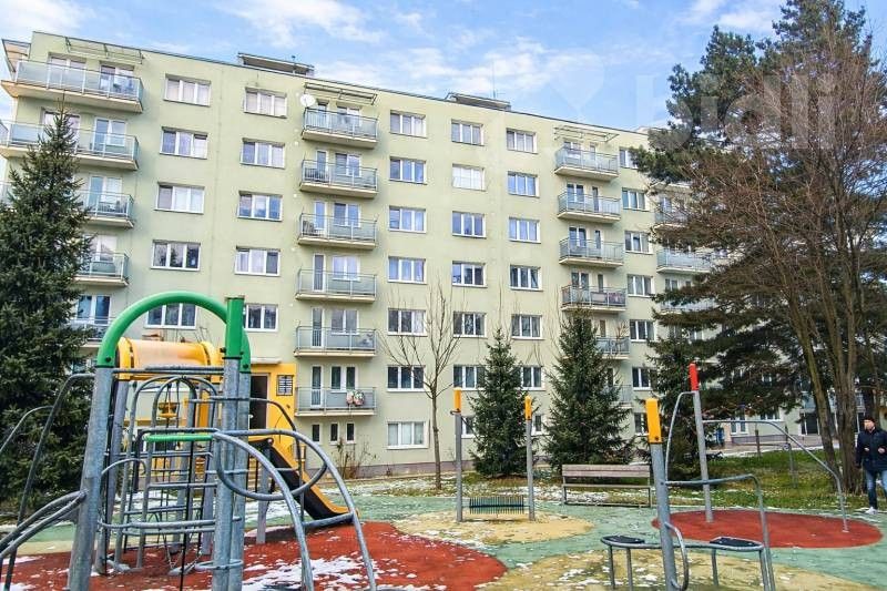 2+1, třída 3. května, Zlín, 50 m²