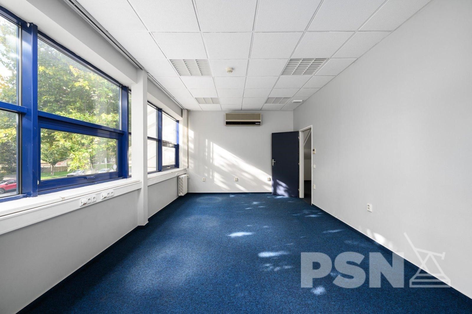 Pronájem kancelář - Hartigova, Praha, 15 m²