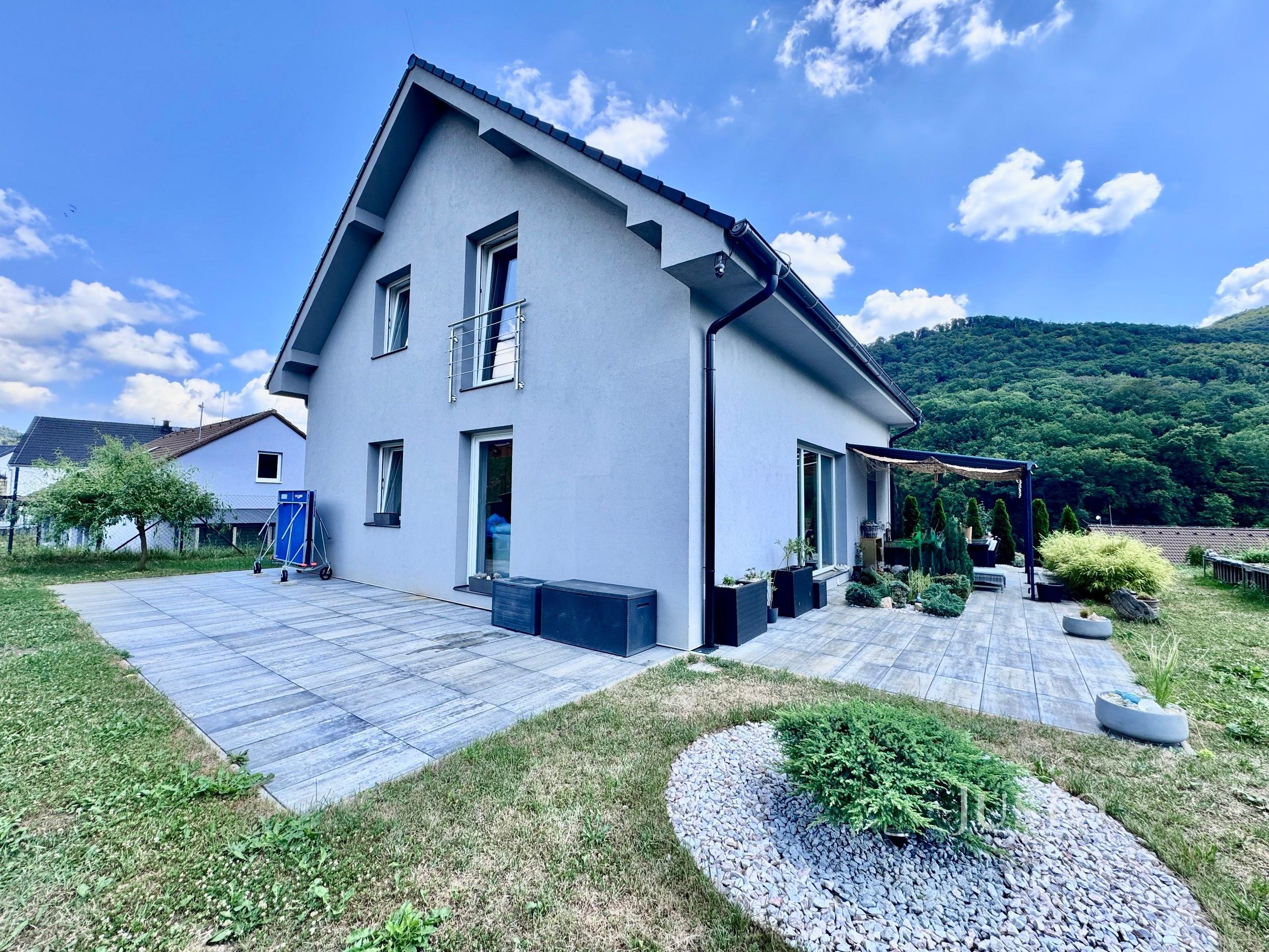 Rodinné domy, Pod Vartou 451, Velké Březno, 148 m² - 1