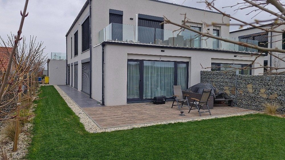 Vily, Vřesovice, okres Prostějov, 248 m² - 1