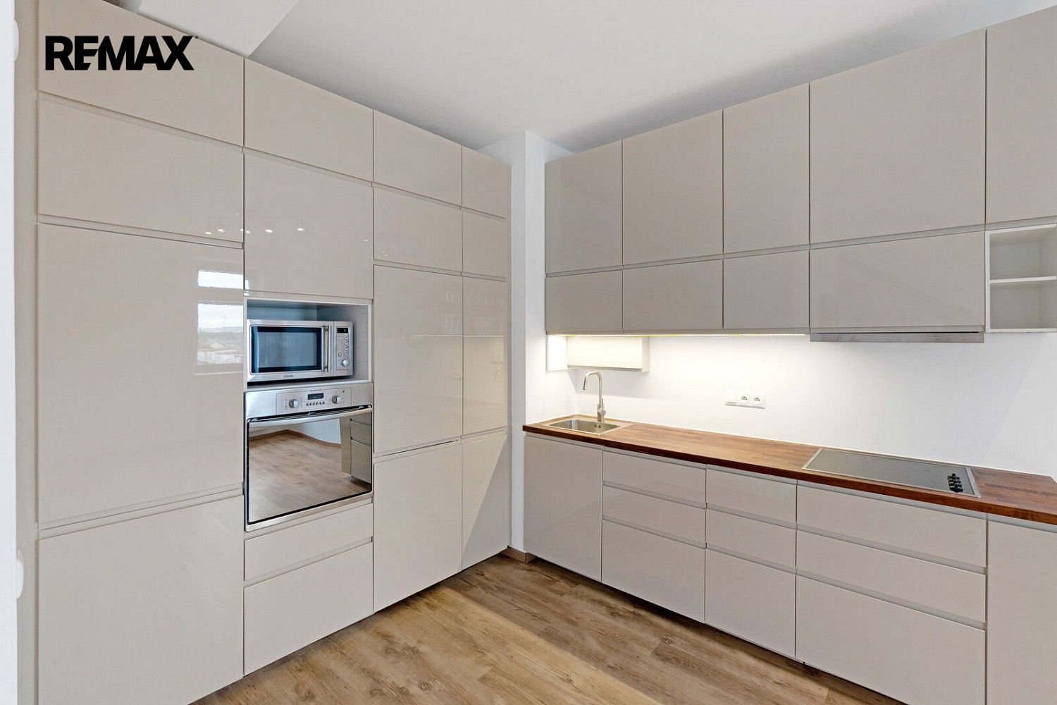 Byt 4+kk · 116 m² · Praha - Libeň, okres Praha 9, Hlavní město Praha - 4