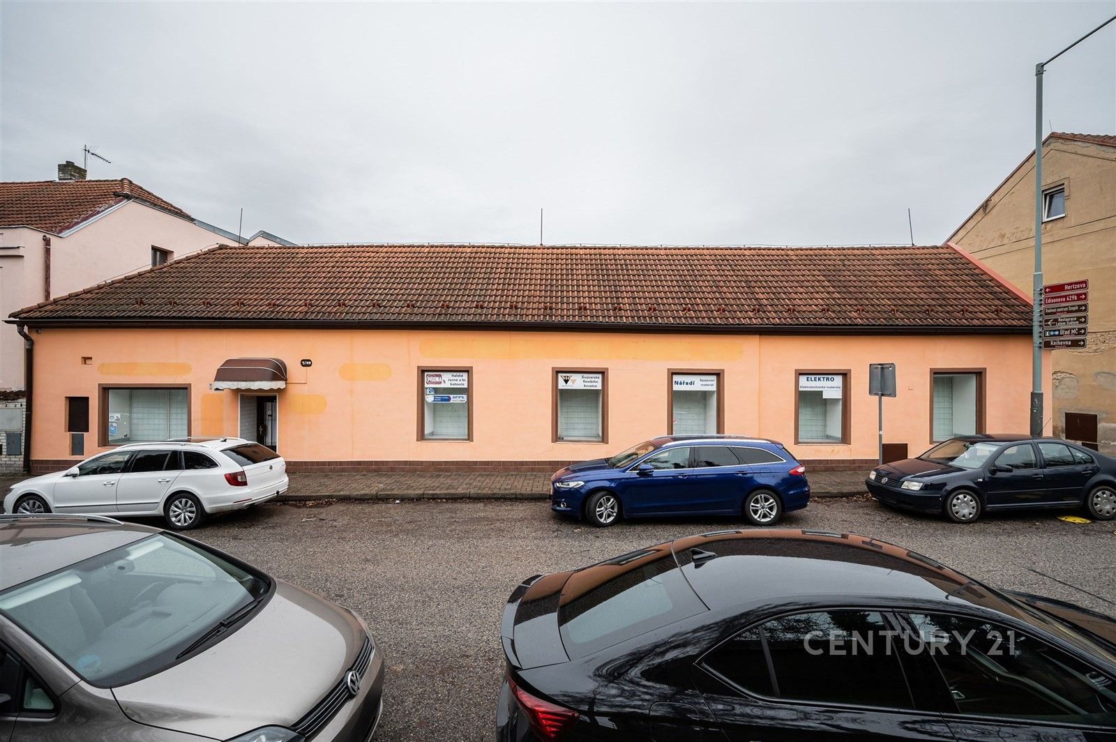 Sklady, Edisonova  , Praha, 540 m²