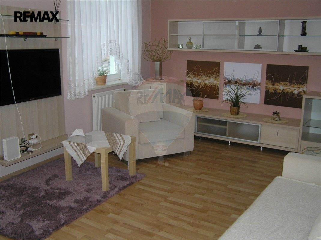Byt 3+1 · 90 m² · Sluneční náměstí 2568, Praha Stodůlky - 4