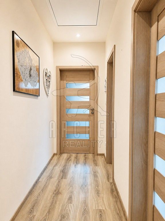 Byt 3+kk · 365 m² · Polerady, okres Praha-východ, Středočeský kraj - 3