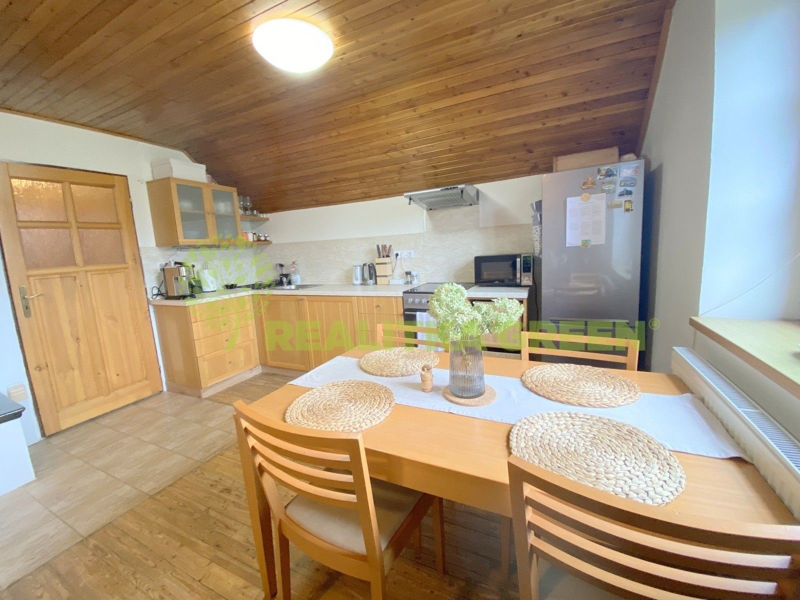 Pronájem byt 3+kk - Velké Karlovice, 71 m²