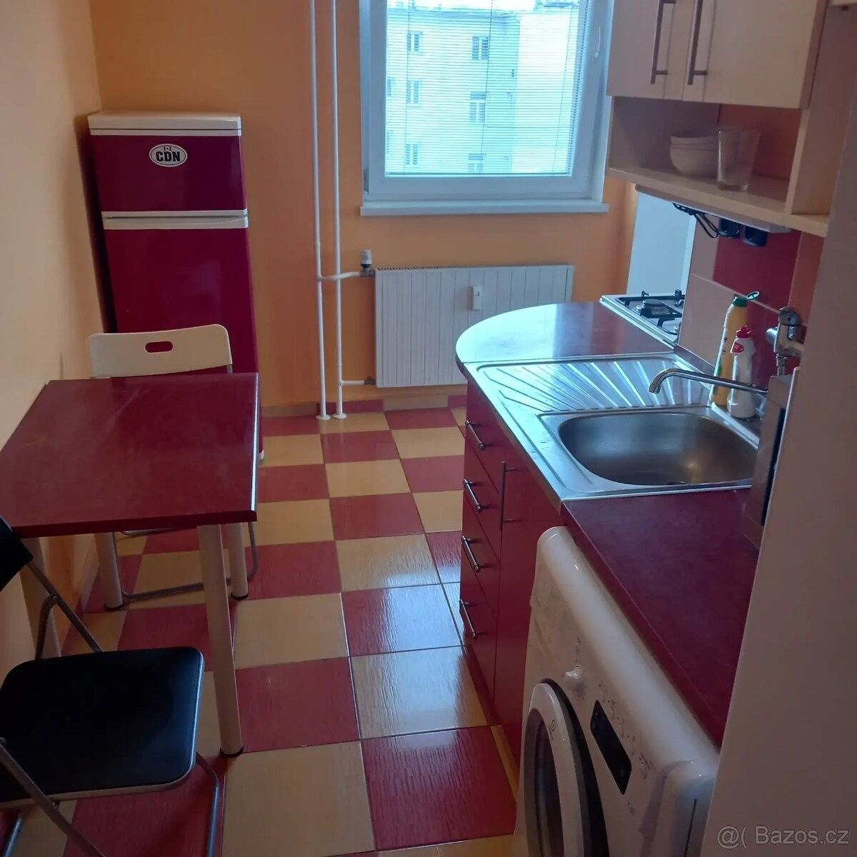 Pronájem byt - Ostrava, 702 00