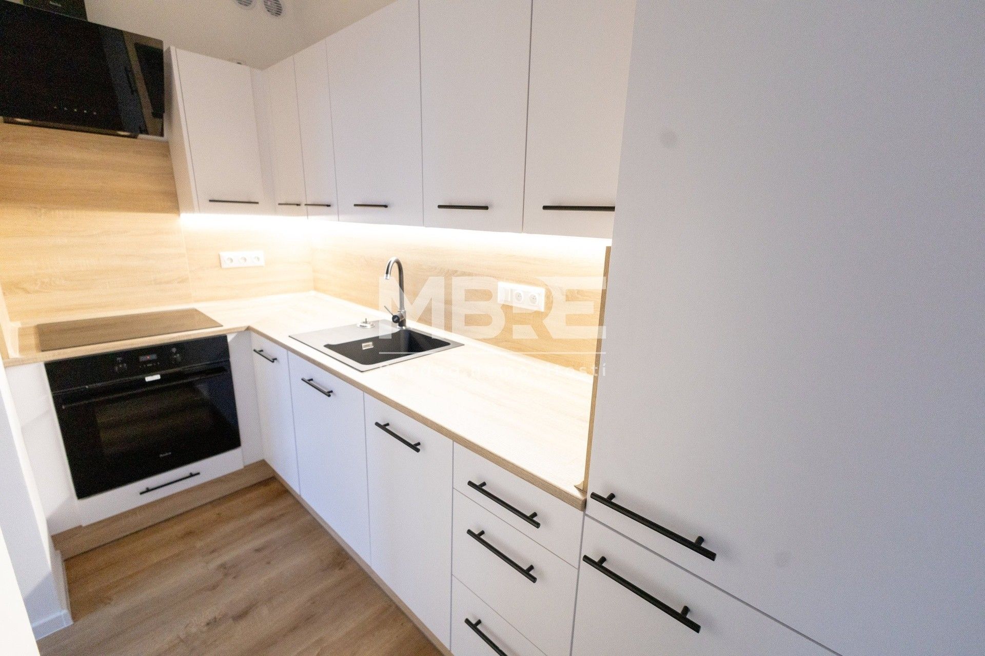 2+kk, Hany Kvapilové 2000, Ostrava Mariánské Hory, 46 m² - 1