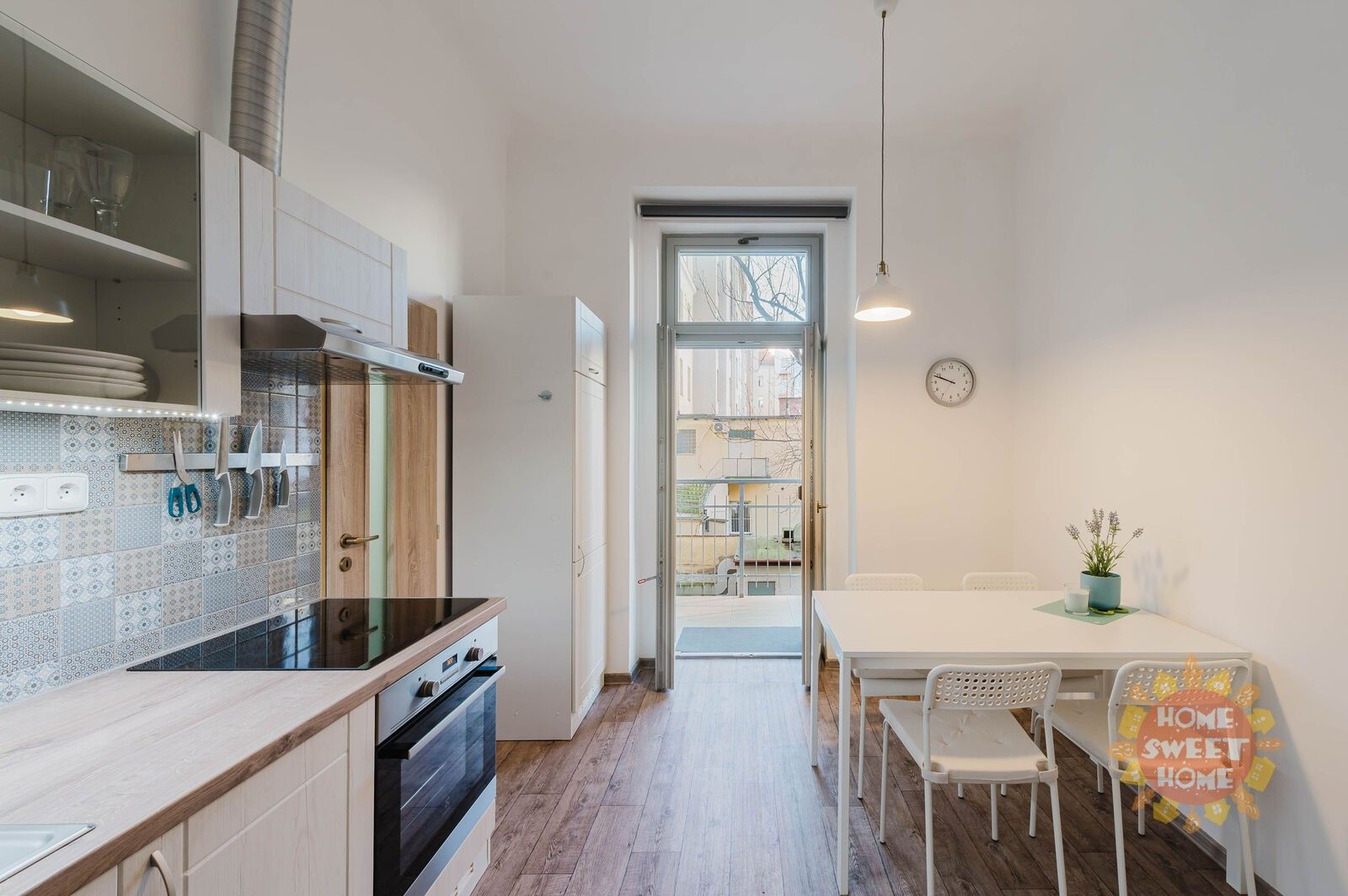 1+1, Velehradská 1301, Praha Vinohrady, 35 m² - 1