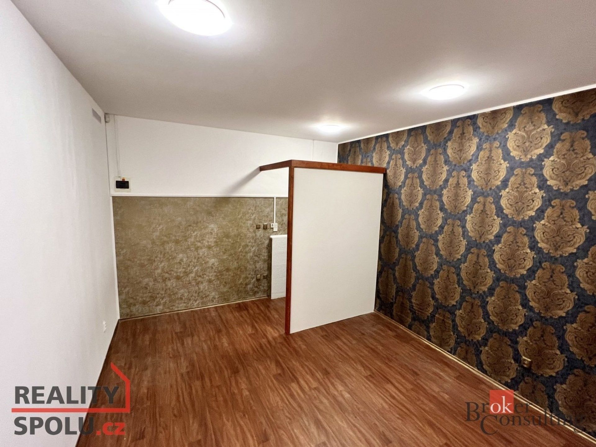 Pronájem kancelář - Pobialova, Ostrava, 30 m²