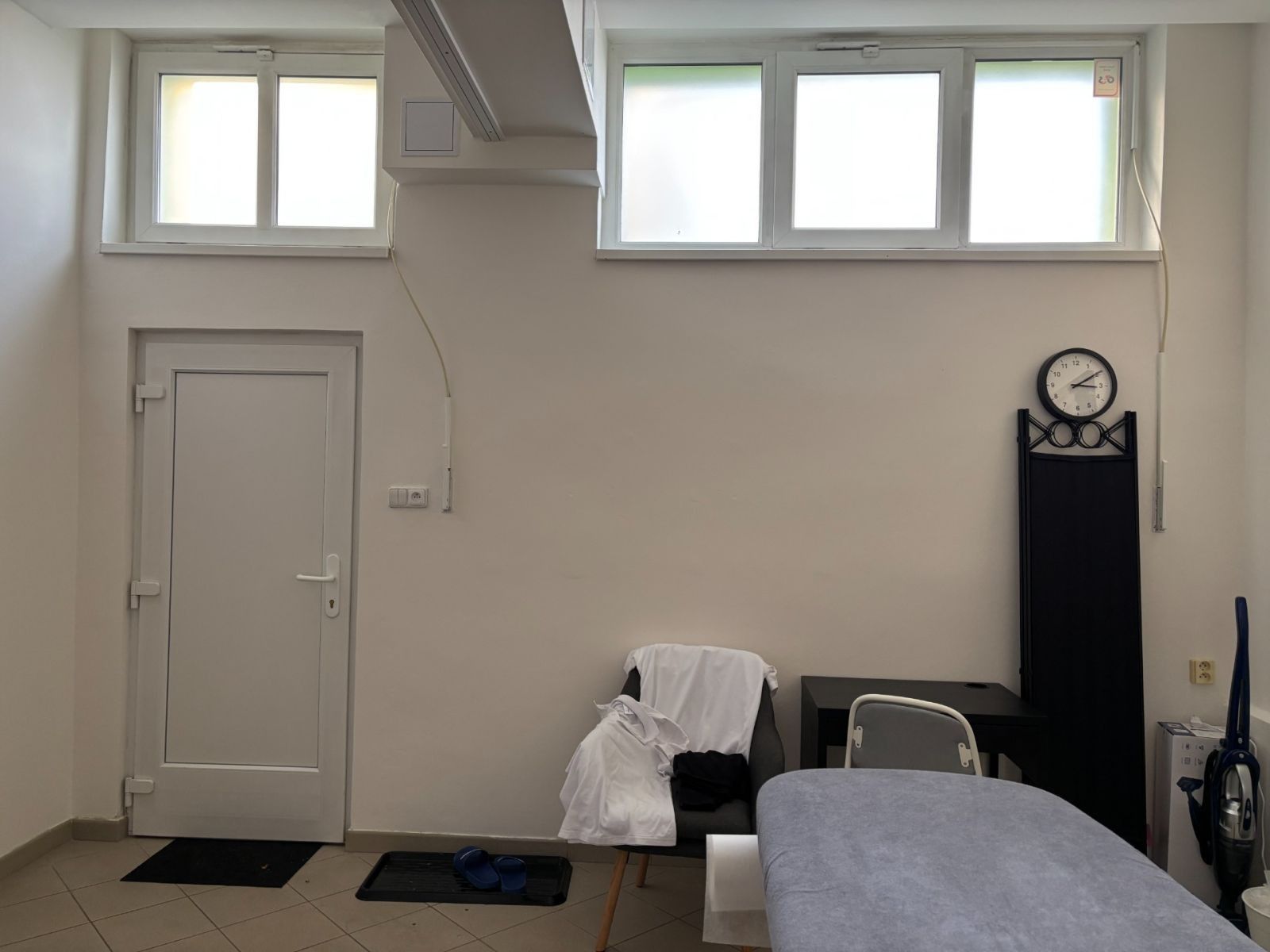 Pronájem obchodní prostory - Machuldova, Praha - Kamýk, 18 m² - 5