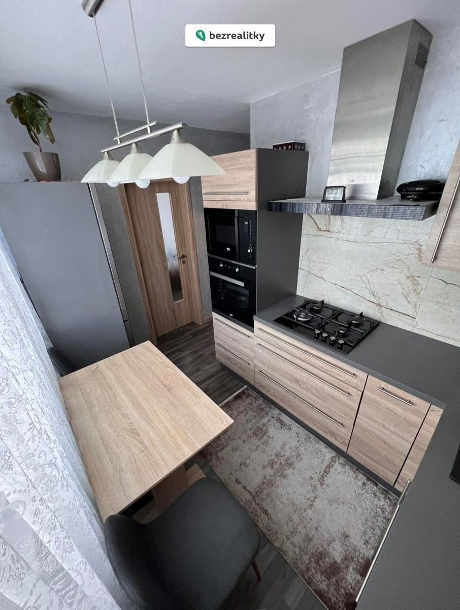 4+1, Budovatelů, Jablonec nad Nisou, 85 m²