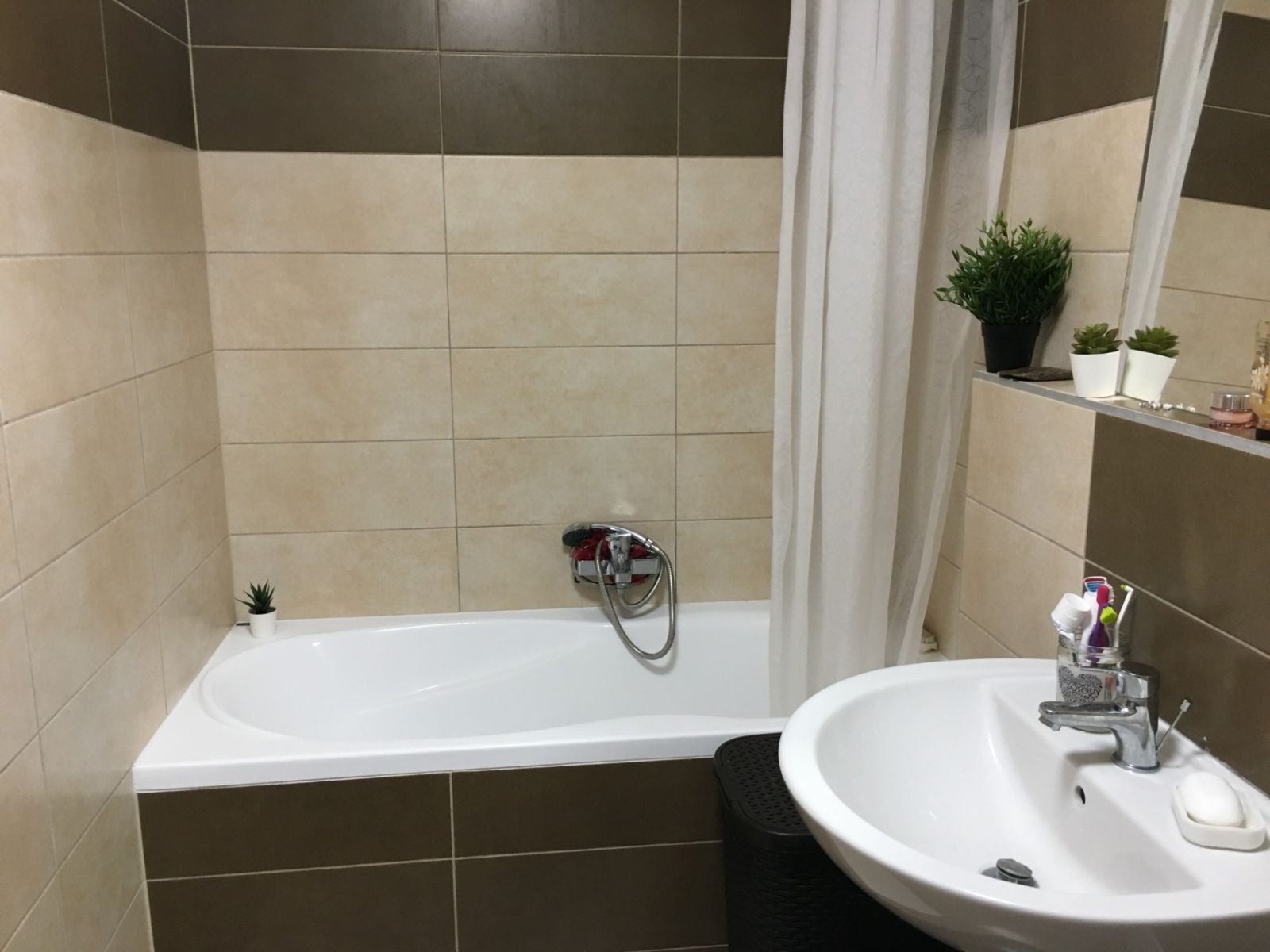 Pronájem byt 1+kk - Ječná, Hostivice - Litovice, Středočeský kraj, 30 m² - 5
