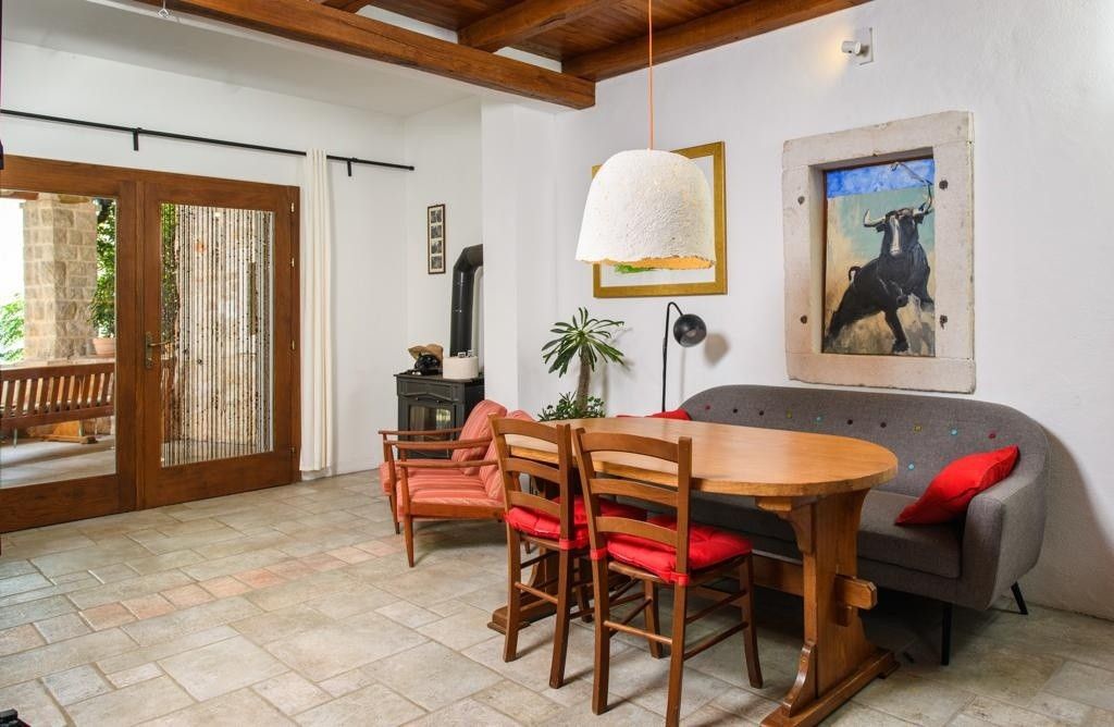 Prodej rodinný dům - 987 66, Zahraničí