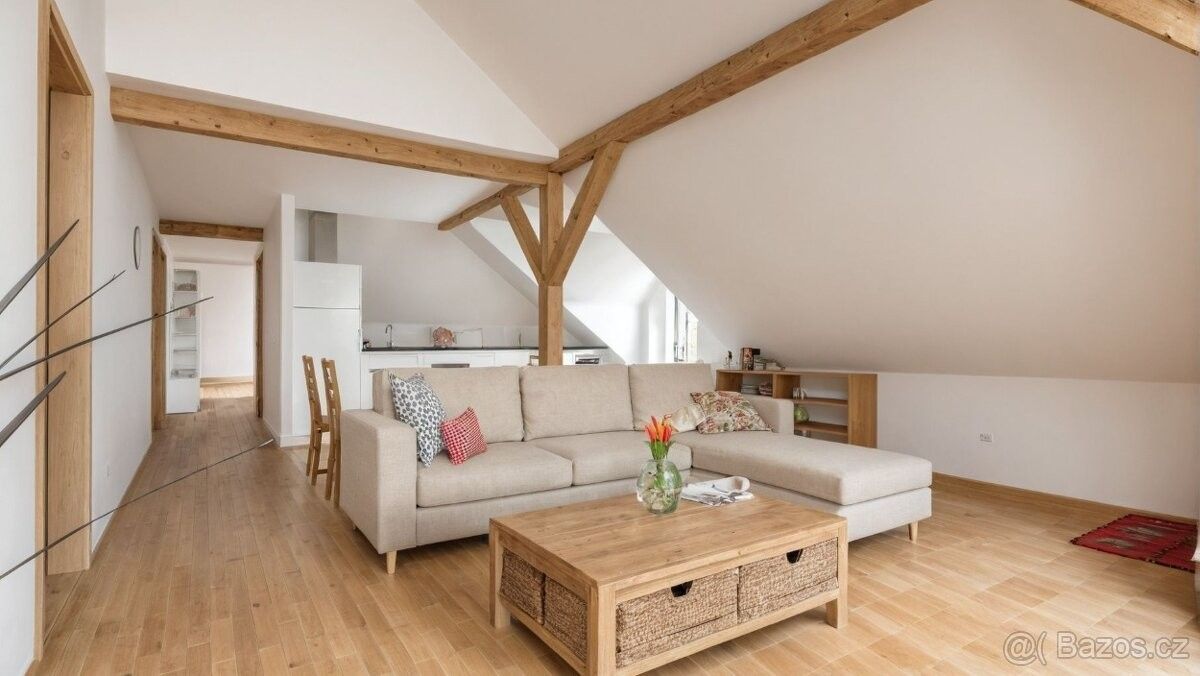 Byty, Hodonín, 695 01