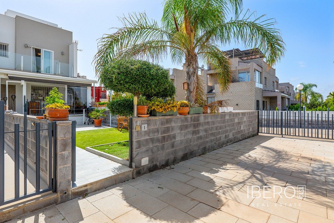 Prodej rodinný dům - Torrevieja, ES, 158 m² - 5