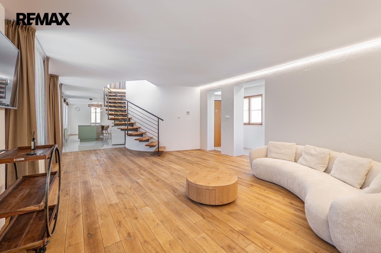 Pronájem byt 4+kk - Na Neklance 2530, Praha Smíchov, 149 m² - 5