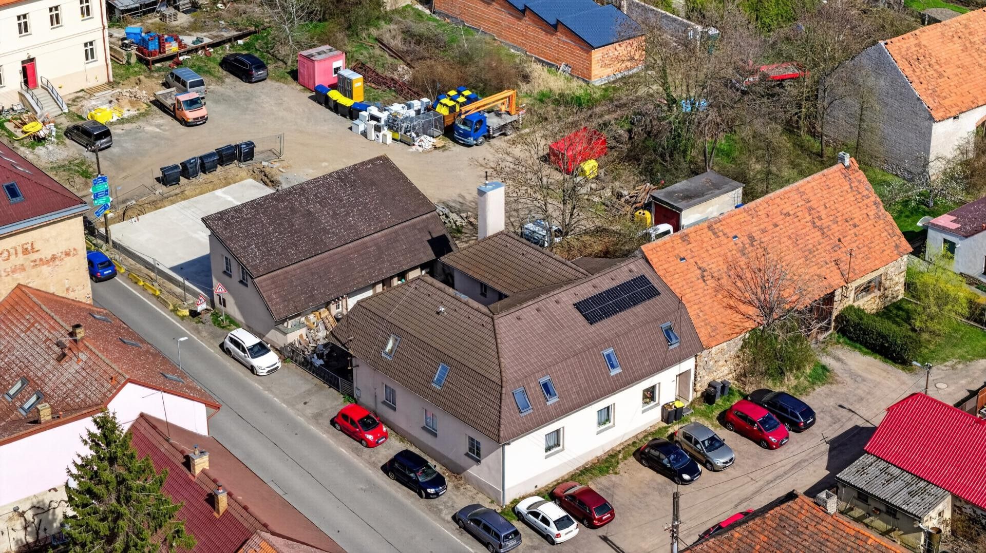 Prodej rodinný dům - Pivovarská, Hostomice, 328 m² - 5