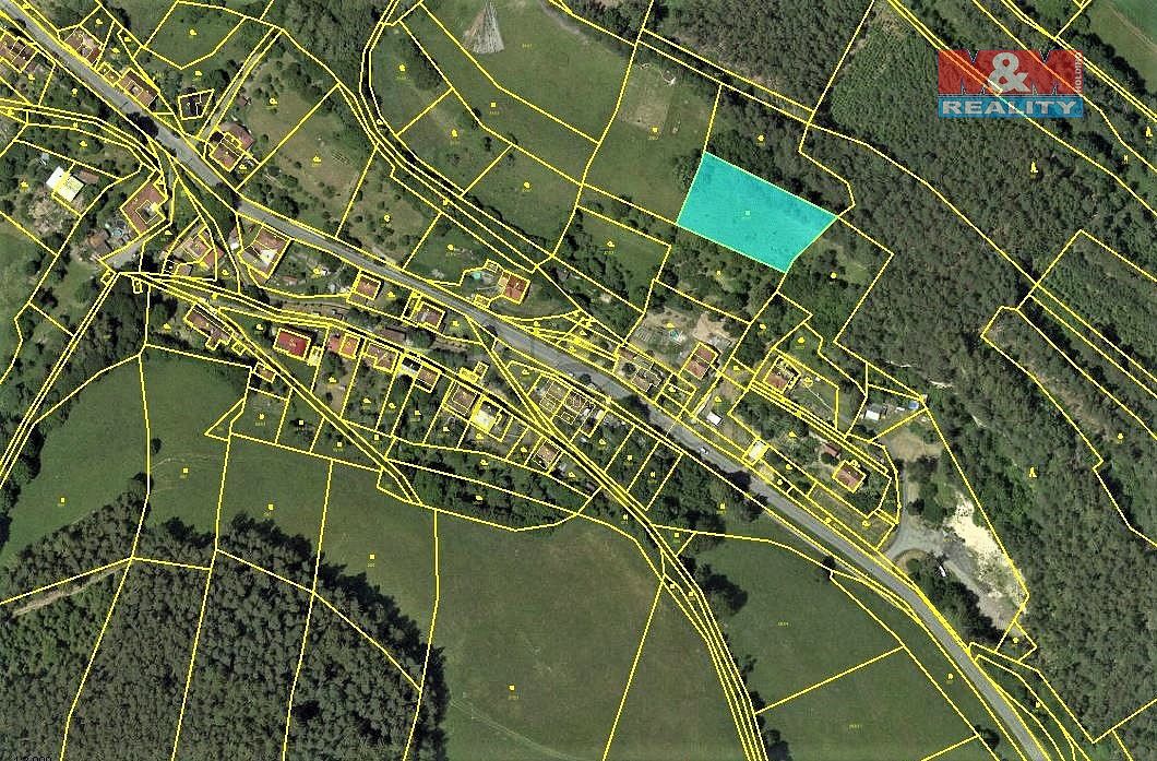 Louka, 2 405 m²