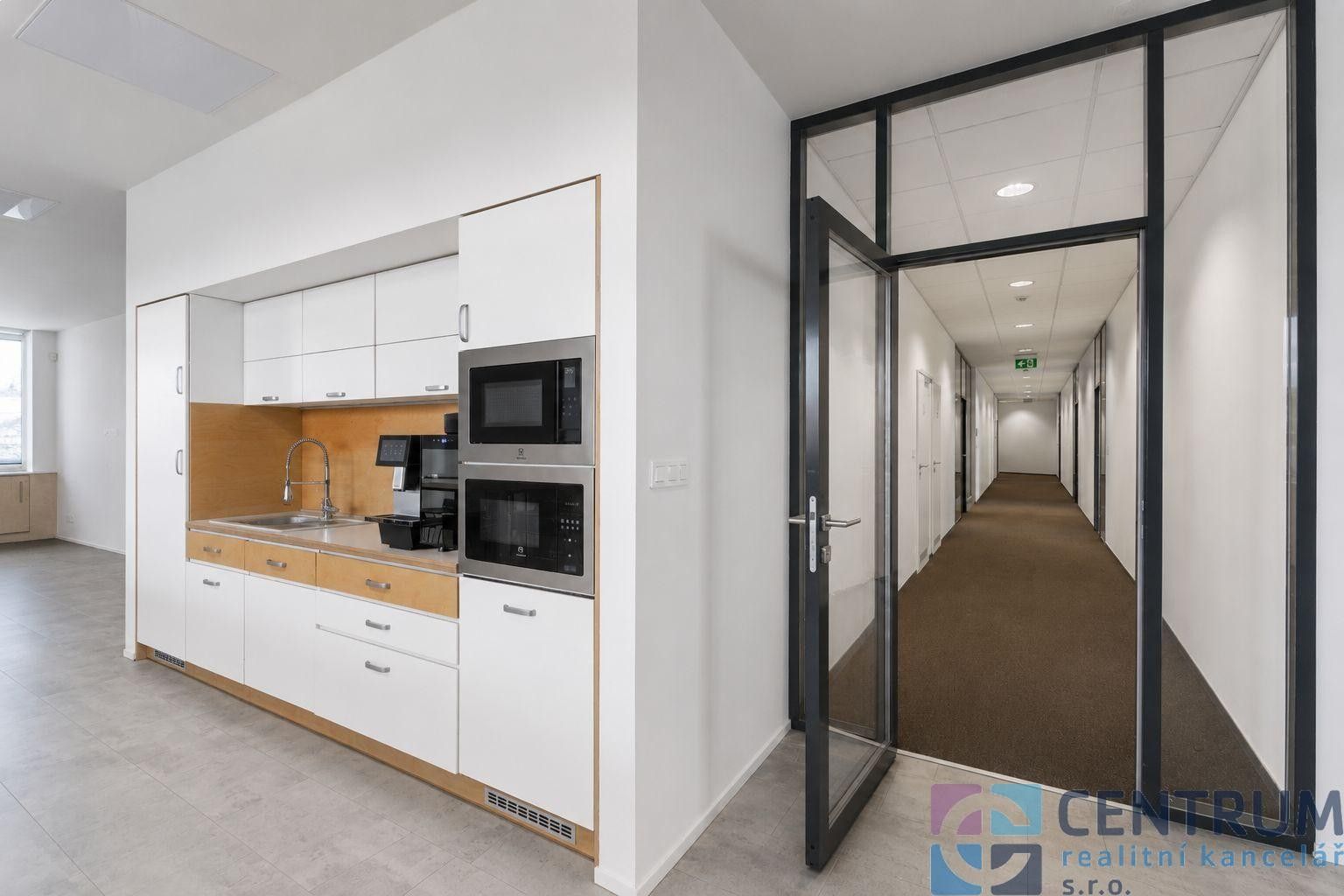 Kanceláře, U Pergamenky  , Praha Holešovice, 584 m² - 2