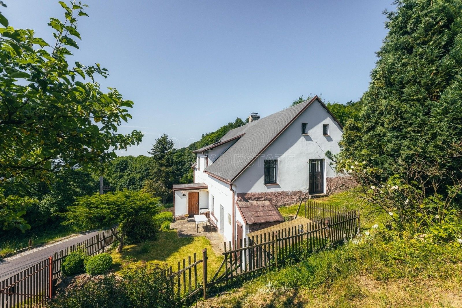 Rodinné domy, Horní Krupka, Krupka, 190 m² - 1