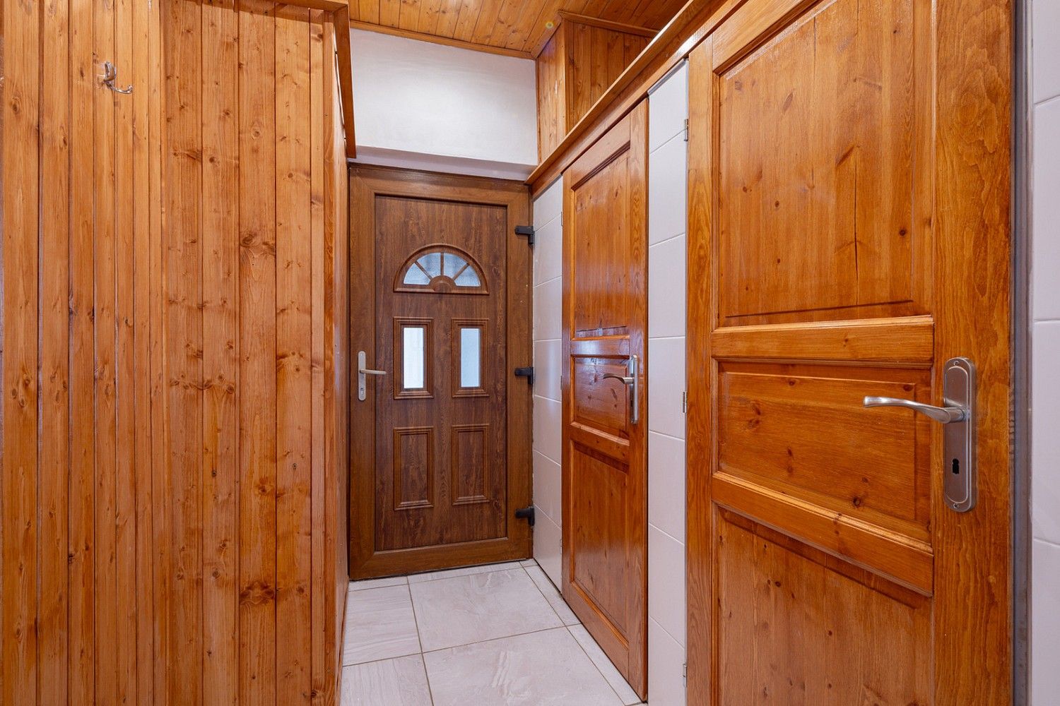 Pronájem obchodní prostory - Praha - Čakovice, okres Praha 18, Hlavní město Praha, 79 m² - 5