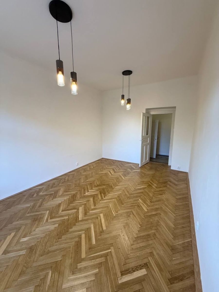 Byt 2+kk · 62 m² · náměstí Dr. Václava Holého, Praha - Libeň - 4