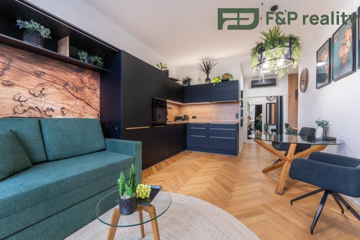 3+kk, Vinohradská, Praha, 81 m²