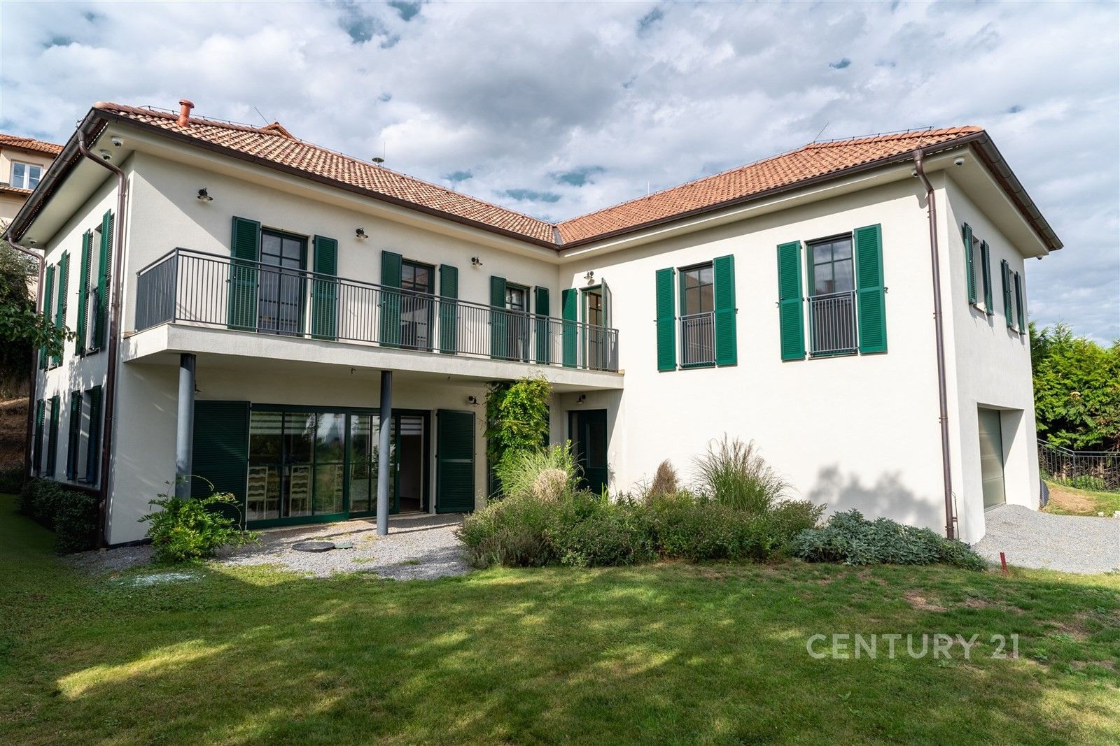 Prodej rodinný dům - Svatý Jan 293, Únětice, 268 m² - 1