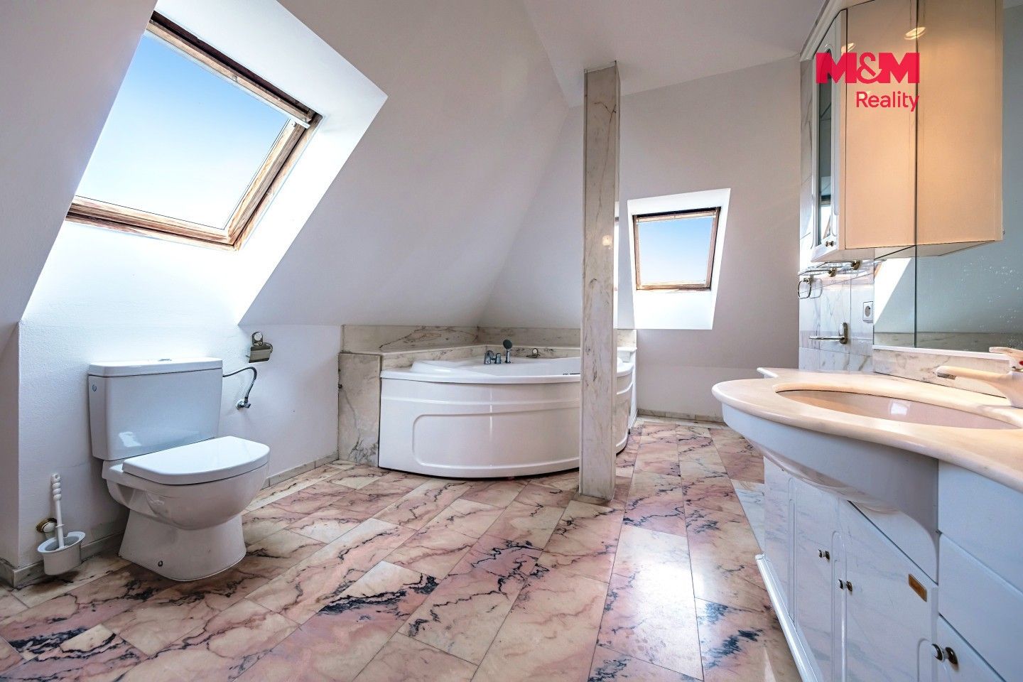 Pronájem rodinný dům - Mozartova, Říčany, 395 m² - 5