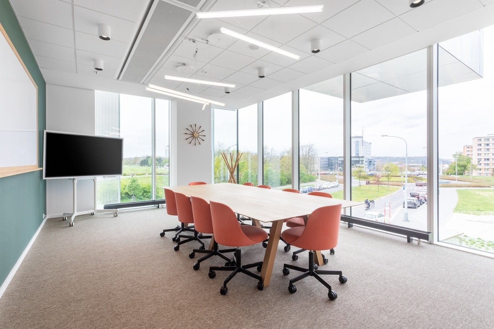 Pronájem kancelář - Pujmanové, Praha, 120 m²