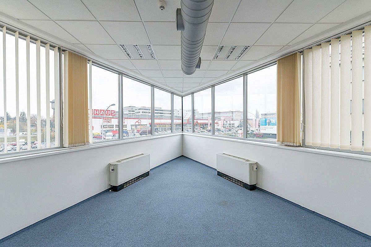 Kancelář · 500 m² · Praha - 3