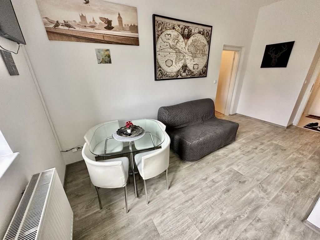 Byt 2+kk · 40 m² · U Harfy, Praha - 3