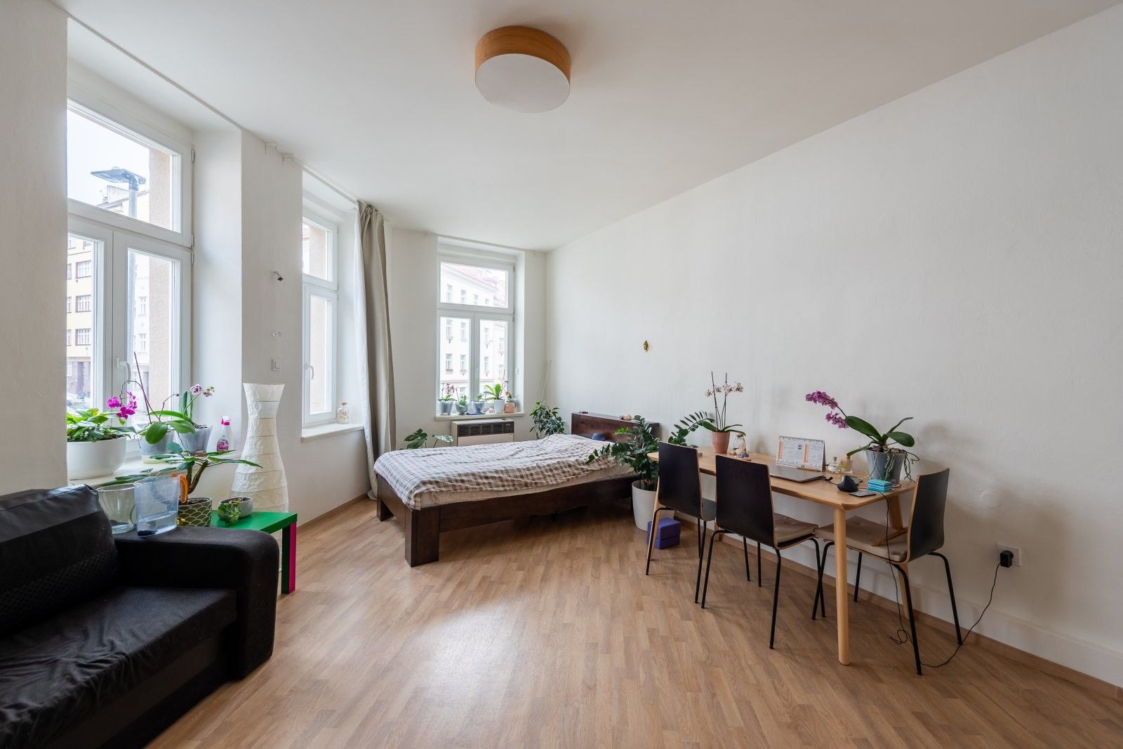 Prodej byt 1+1 - Holandská 354, Praha, 39 m²