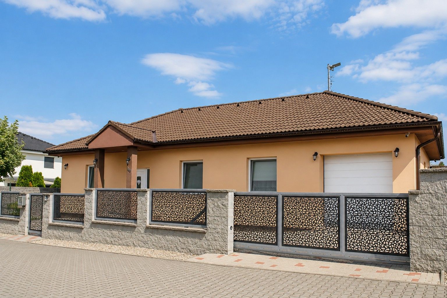 Rodinné domy, U Hrušky, Mratín - Mratín, Středočeský kraj, 132 m² - 1