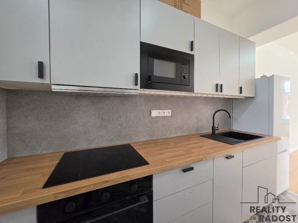 Pronájem byt 2+1 - Milíčova 471, Praha Žižkov, 53 m² - 2