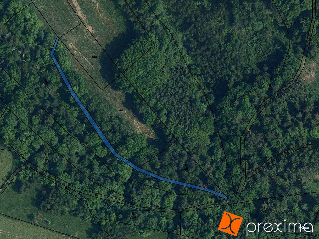 Pozemek, 122 m²