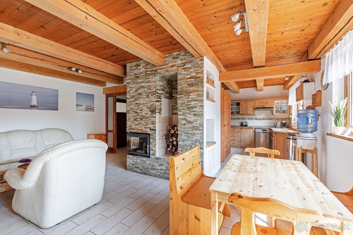 Prodej rodinný dům - Veverská Bítýška, 664 71