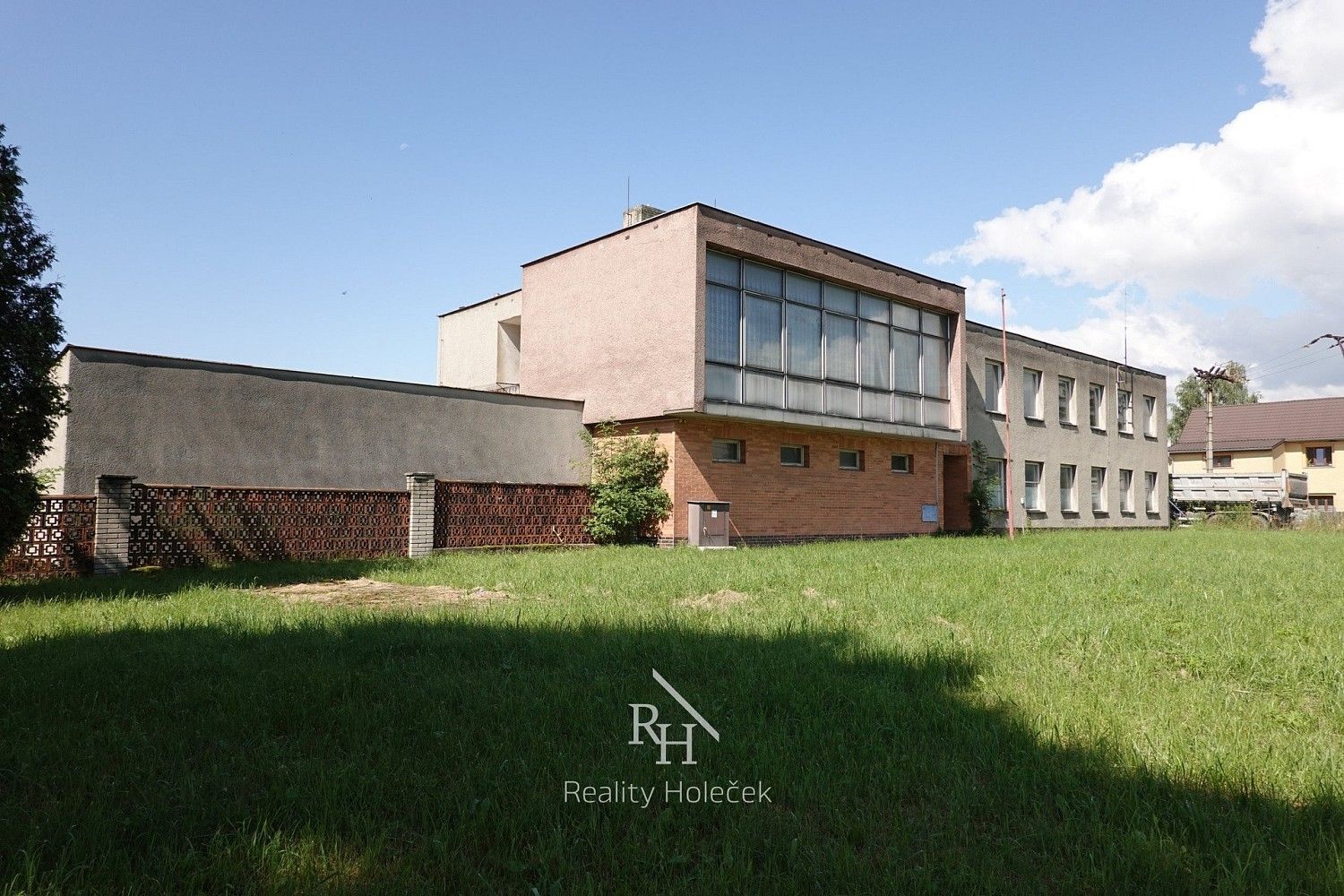 Ubytovací zařízení, Suchdol nad Odrou, okres Nový Jičín, Moravskoslezský kraj, 556 m² - 1