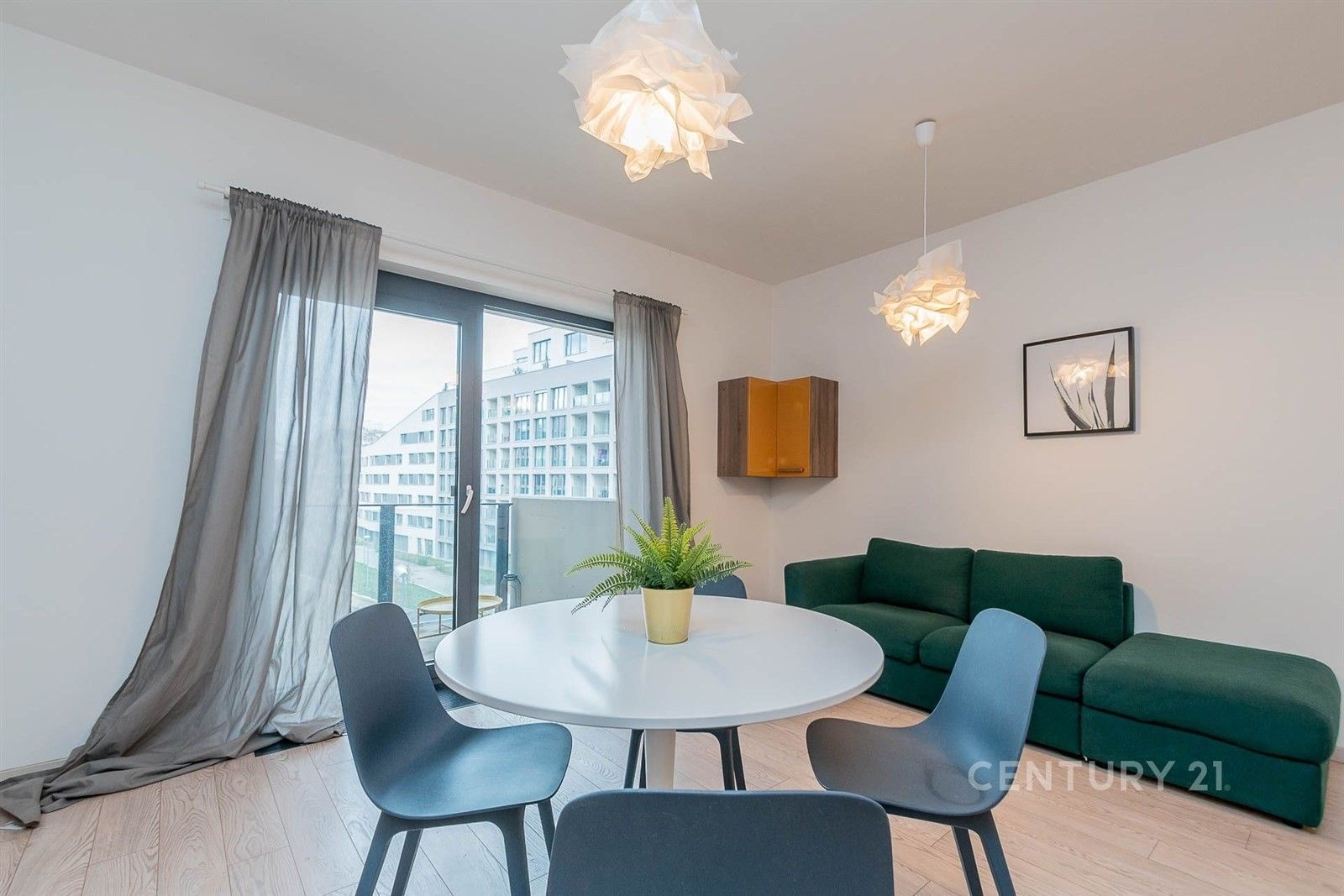 Byt 3+kk · 74 m² · U Mlýnského kanálu 687, Praha Karlín - 3